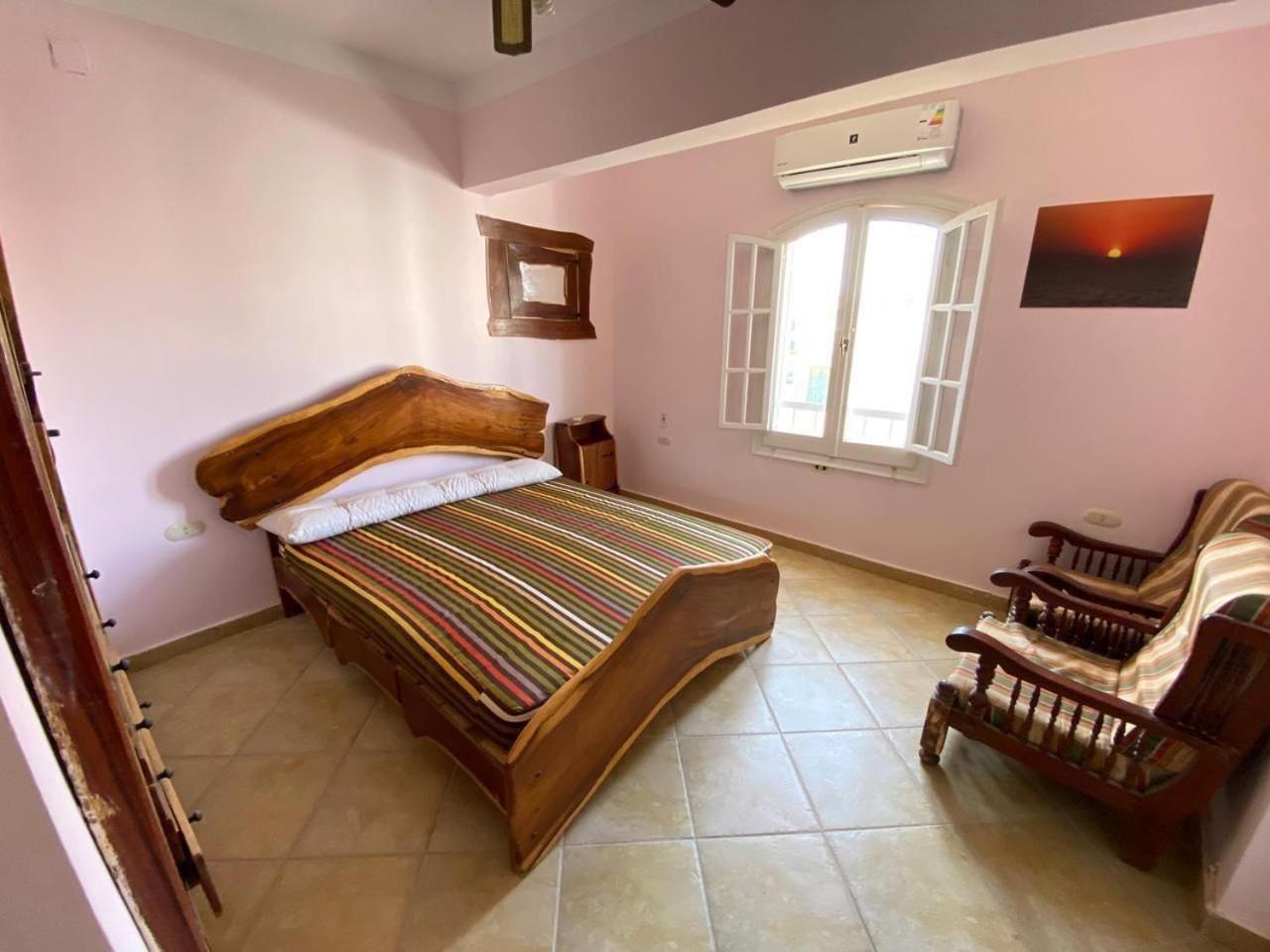 Villa Beachfront Chalet In Green Beach, North Coast El-Alamein Exterior foto